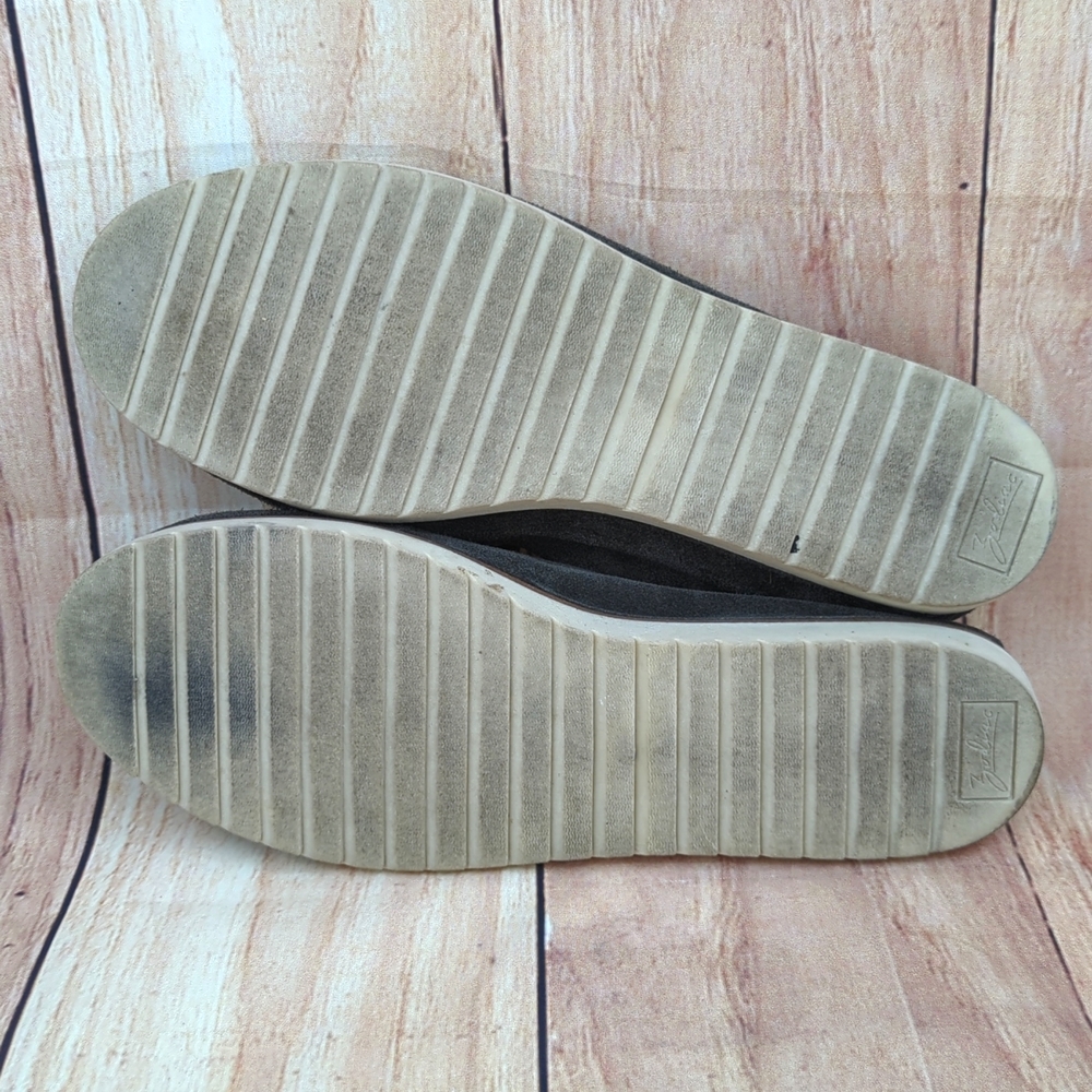 ZODIAC Kit Slip On Suede Loafers Gray Sz 9.5 - Picture 10 of 10